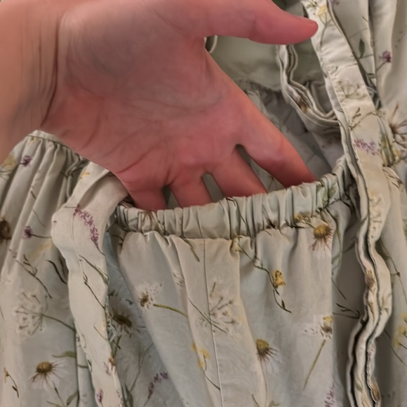 H&M Conscious Wildflower Tie Back Dress Green Floral Meadow - Picture 9 of 11